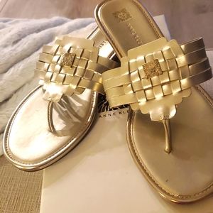 Anne Klein Akirisa gold sandals Size 8
